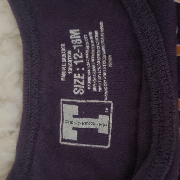 👶🏾Gently worn boys "LSU" Onesie size 12-188. Beanie Hat included! - Picture 4 of 4